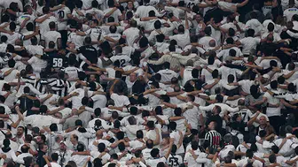 Trabzonspor-Beşiktaş derbisinde 6 yıllık yasak kalktı