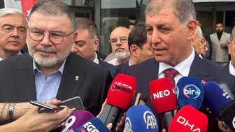 Cemil Tugay'dan, AK Parti İzmir İl Başkanlığı'na ziyaret: "Söylenecek çok şey var ama..."