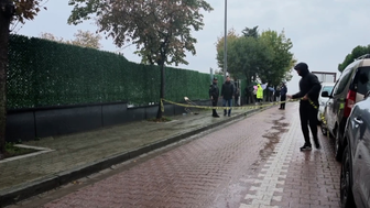 İstanbul Avcılar'da okul önünde silahlı kavga: Trafik tartışması kanlı bitti