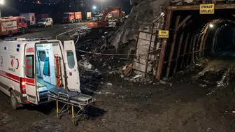 İzmir AFAD ekipleri Soma’ya sevk edildi: 5 madenci için arama çalışmaları sürüyor