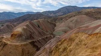 Erzurum'daki 45 milyon yıllık Gökkuşağı Tepeleri görüntülendi
