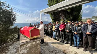 Kıbrıs gazisi Hüseyin Tufandere İzmir'de toprağa verildi