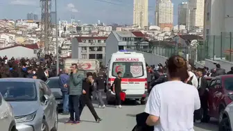Esenyurt'ta lisede bıçaklı saldırı: 2 öğrenci yaralandı