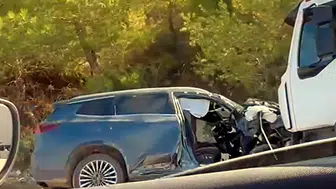 Antalya'da kamyon ile cip çarpıştı: 1 turist hayatını kaybetti