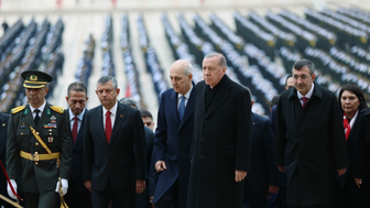 Anıtkabir'deki 29 Ekim töreninde Kılıçdaroğlu ve Özel selamlaşmadı