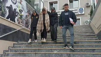 17 yıl hapis cezasıyla aranıyordu: Firari çatıda yakalandı