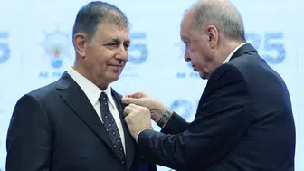 Cemil Tugay AK Parti'ye katılım sürecini başlatan görüşmeyi açıkladı