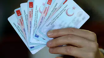 Dijital kimlik cüzdanı 2027'de geliyor! Kimler kullanacak?