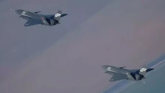 İsveç basını KIZILELMA’yı manşete taşıdı Türkiye havacılıkta ilke imza attı