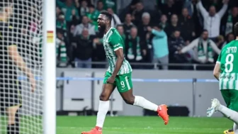 Çaykur Rizespor'un yeni transferi Frantzdy Pierrot kimdir, boyu kaç?