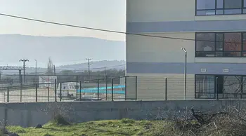 Lise öğrencisi okulun 3. katından atladı: Hastanede hayatını kaybetti