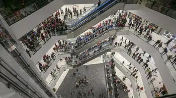 AVM’lere giriş ücretli mi olacak iddiasına DMM’den açıklama