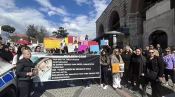 30 bıçak darbesiyle öldürülen Gülden Coni'nin ailesi: "Acımız azalmadı"