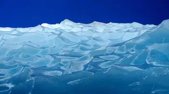 Buzul erimesinde rekor seviye: Deniz seviyesi yükseliyor