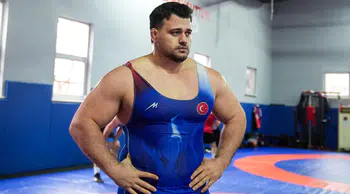 Rıza Kayaalp finalde: Rekor için mindere çıkacak