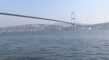 İstanbul Boğazı gemi trafiğine kapatıldı geçişler çift yönlü durduruldu
