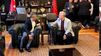 Mansur Yavaş, Özgür Özel’i TBMM’de ziyaret etti