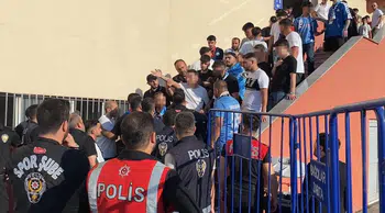 Bağcılar’daki amatör maçta arbede çıktı: 2 kişi gözaltına alındı