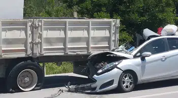 Çorum'da feci kaza: Otomobil ile TIR çarpıştı
