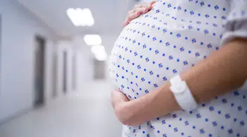 Avustralya'da bir ilk: Doğal yolla tek yumurta dördüzleri dünyaya geldi