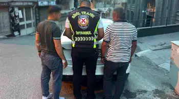 Taksinin camlarını kıran araç sürücüsü tutuklandı