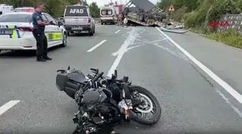 Karabük’te feci kaza: Çekici motosikletle çarpıştı, 2 kişi öldü