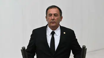 Muhittin Böcek Hakkında 5 Milyon Dolarlık İş Takibi İddiası ve Yeni Parti Üyesi Mustafa Erdem ile Yapılan Yazışmalar İnceleme Altında