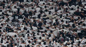 Trabzonspor-Beşiktaş derbisinde 6 yıllık yasak kalktı