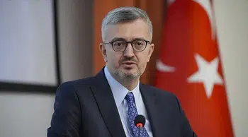 Burhanettin Duran TRT Geleceğin İletişimcileri Ödül Töreni'nde konuştu: "İletişimin yüzyılı için çalışıyoruz"