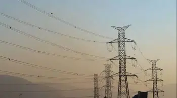 Diyarbakır'da altyapı çalışması sırasında enerji hattı hasar gördü: Elektrik kesildi