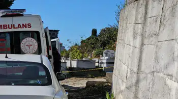 Emekli polis memuru mezarlıkta ölü bulundu