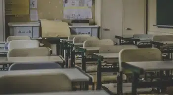 Düzce'de okul duvarına tehdit içerikli yazılar yazan 1 çocuk hakimliğe sevk edildi