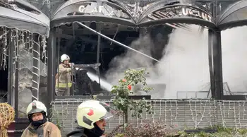 Esenyurt'ta restoranda yangın: Dumandan etkilenen 1 kişi hastaneye kaldırıldı