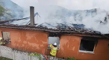 Balıkesir'de tek katlı evde yangın çıktı: Evde bir kişinin cansız bedeni bulundu
