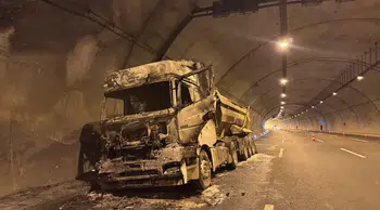Kuzey Marmara Otoyolu'nda tırın motoru yandı