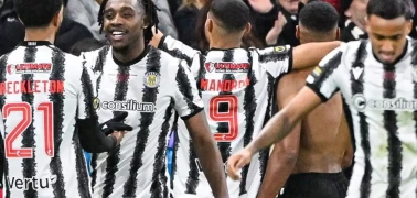 80 bin nüfuslu küçük kasabadan büyük zafer: St. Mirren şampiyon oldu