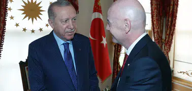 Cumhurbaşkanı Erdoğan, FIFA Başkanı Infantino ile Görüşme Gerçekleştirdi