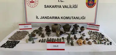 Sakarya'da tarihi eser operasyonu: 806 tarihi eser ele geçirildi