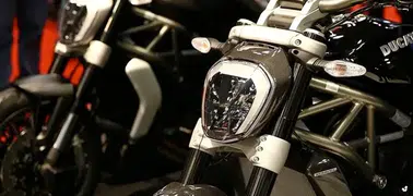 Motosiklet sürücülerine yeni dönem! Trafik ışıklarında özel bekleme alanı geliyor