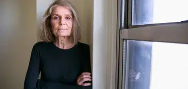 Feminizmin öncü ismi Gloria Steinem hayatını kaybetti