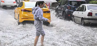 AKOM'dan İstanbul için sağanak uyarısı: En kuvvetli yağış perşembe