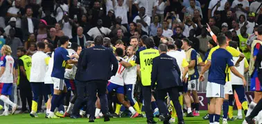 UEFA'dan Fenerbahçeli futbolculara para cezası