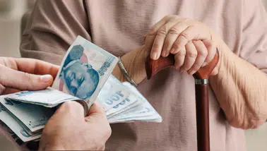 En düşük emekli maaşı 23 bin 552 TL'ye çıktı! Zam farkı ne zaman yatacak?