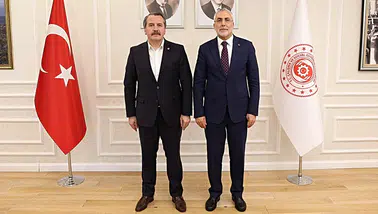 Memur ve emekliler için kritik görüşme: Seyyanen zam ve 3600 ek gösterge masada