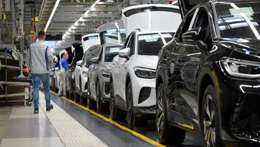 Otomotiv devinden küçülme kararı: 50 bin kişilik ek işten çıkarma planlıyor