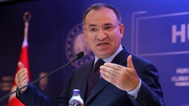 Adalet Bakanı Bozdağ: Herkesi hukuka ve hukukun üstünlüğüne saygıyla yaklaşmaya davet ediyorum