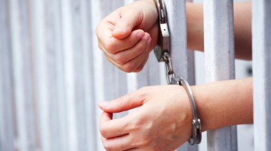 FETÖ’nün Karşıyaka imamı kıskıvrak yakalandı