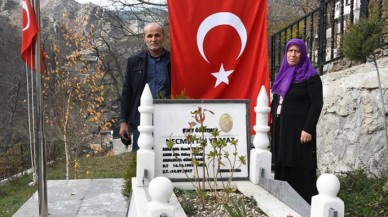 Şehit öğretmenin ailesinin yüreği Ayşenur öğretmenin şehadetiyle bir kez daha sızladı