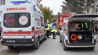 Sivas'ta acı olay: Kendi aracıyla başka araç arasında sıkışan Caner Gülhan öldü