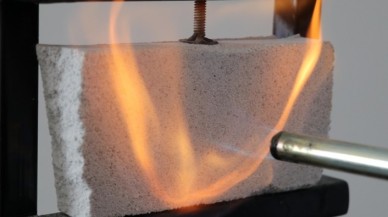 Bor katkılı "yanmaz izolasyon malzemesi" geliştirdi